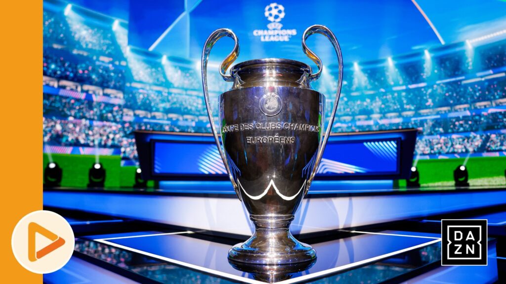Champions-League-Pokal mit DAZN-Logo